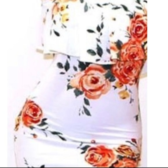 OFF SHOULDER FLORAL MIDI DRESS - Picture 4 of 7